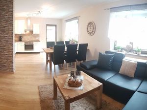 21691259-Ferienwohnung-1-Fleringen-300x225-2