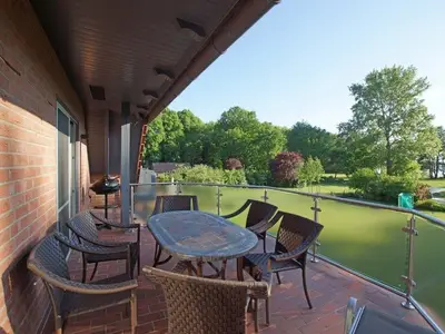 Ferienwohnung für 8 Personen (140 m²) in Flessenow 1/10