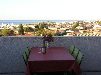 Außenansicht des Gebäudes. Terrasse Panorama Meerblick