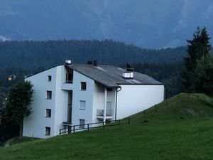 23522124-Ferienwohnung-6-Flims-300x225-1