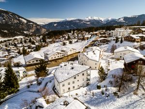 21745931-Ferienwohnung-4-Flims-300x225-1