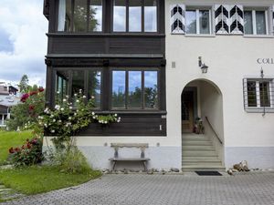 22162739-Ferienwohnung-4-Flims-300x225-1