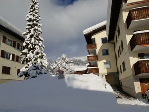 21745555-Ferienwohnung-5-Flims-300x225-2