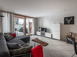 22407669-Ferienwohnung-4-Flims-300x225-3