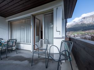 23574168-Ferienwohnung-4-Flims-300x225-4