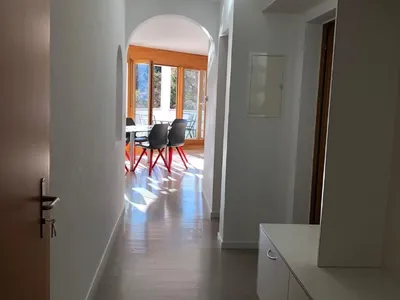 Gang ins Wohnzimmer