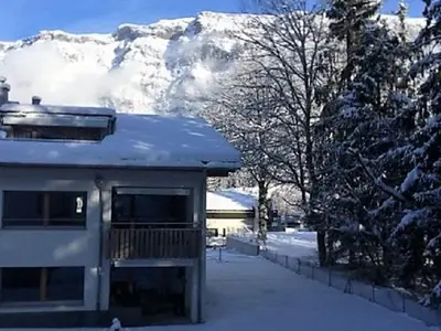 Ferienwohnung für 8 Personen in Flims 3/10