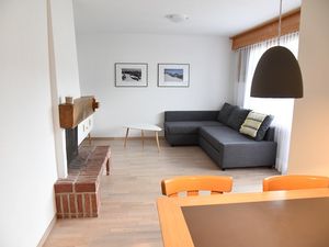 21745907-Ferienwohnung-3-Flims Dorf-300x225-4