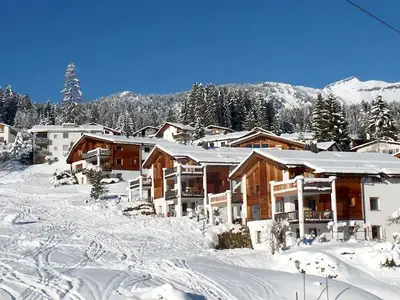 Ferienwohnung für 8 Personen in Flims 1/10