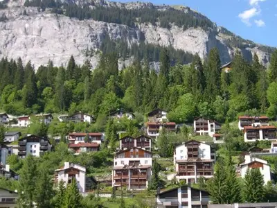 Ferienwohnung für 2 Personen in Flims 1/9