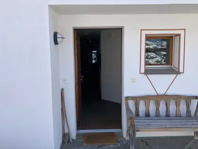 Ferienwohnung für 8 Personen in Flims 2/10