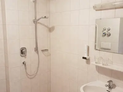 Schwellenlose Dusche  Fewo 103