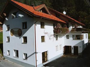 Ferienwohnung für 8 Personen (80 m²) in Flirsch