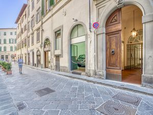 23743592-Ferienwohnung-4-Florenz-300x225-1