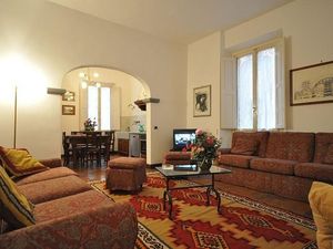 23349848-Ferienwohnung-5-Florenz-300x225-1