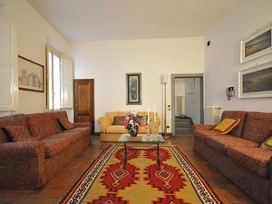 23349848-Ferienwohnung-5-Florenz-300x225-2