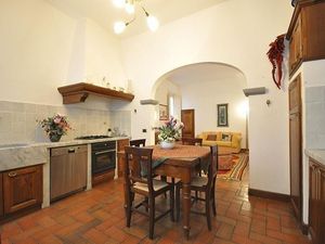 23349848-Ferienwohnung-5-Florenz-300x225-3