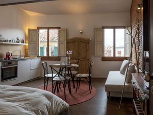 23646689-Ferienwohnung-4-Florenz-300x225-5