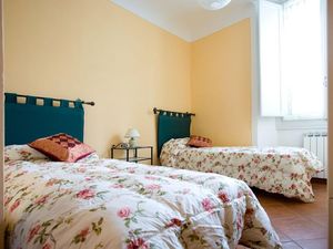 23925667-Ferienwohnung-7-Florenz-300x225-3