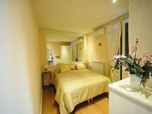 23079851-Ferienwohnung-3-Florenz-300x225-4