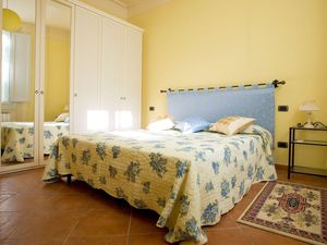 23349946-Ferienwohnung-7-Florenz-300x225-1