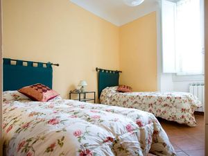 23349946-Ferienwohnung-7-Florenz-300x225-3