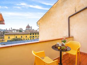 23742850-Ferienwohnung-2-Florenz-300x225-1