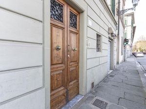 22300113-Ferienwohnung-2-Florenz-300x225-5