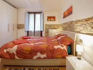 24001728-Ferienwohnung-3-Florenz-300x225-3