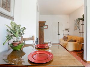 24005328-Ferienwohnung-2-Florenz-300x225-2