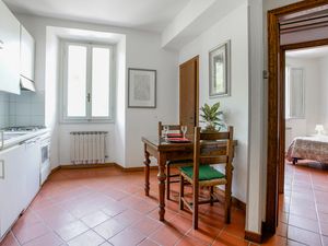 24005328-Ferienwohnung-2-Florenz-300x225-3