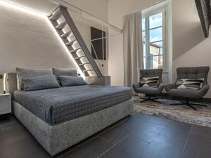 24021275-Ferienwohnung-4-Florenz-300x225-5