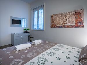 23645039-Ferienwohnung-4-Florenz-300x225-4