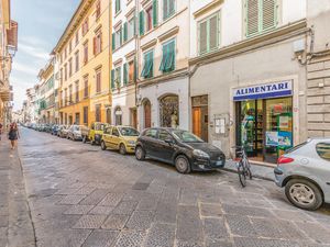 23729898-Ferienwohnung-5-Florenz-300x225-2