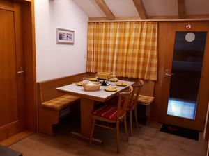 23490624-Ferienwohnung-7-Flumserberg Tannenheim-300x225-5