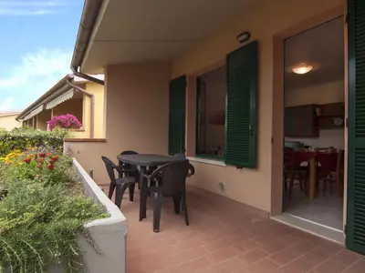 Ferienwohnung für 6 Personen (1 m²) in Follonica 3/10