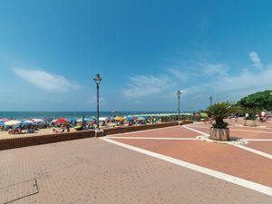 23734731-Ferienwohnung-7-Follonica-300x225-5