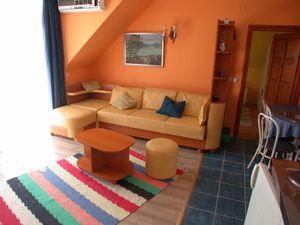 23772357-Ferienwohnung-4-Fonyód-300x225-2