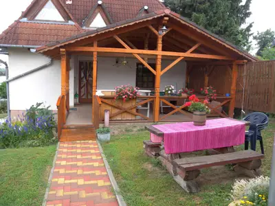Ferienwohnung für 13 Personen (200 m²) in Fonyód 3/10