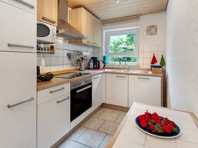 KITCHEN, INSIDE