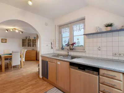 KITCHEN, INSIDE