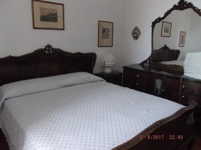 Schlafzimmer 1