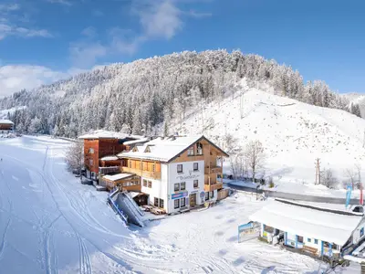 unterreith-winter_aussen_DJI_20241211114203_0349_D