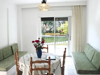 DiningRoom