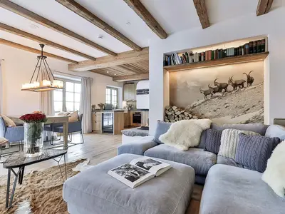 Alpenglühen-Chalet-Suite Wohnbereich