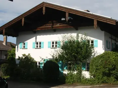 Parkplatz direkt vorm Haus