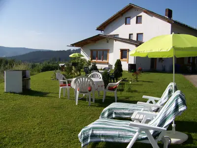 Aussenbereich mit Grill für unsere Gäste