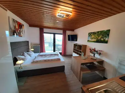 1-Zi Ferienwohnung E