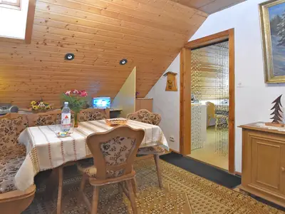 DiningRoom