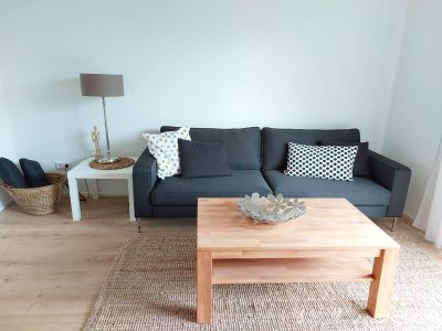 Wohnzimmer mit Couch